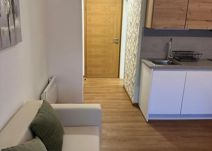 Bovecenter Kaninska Vas * בובק