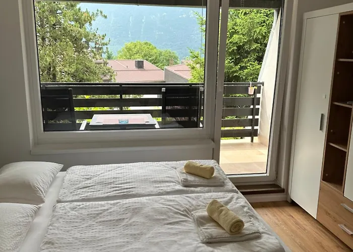 Bovecenter Kaninska Vas * בובק